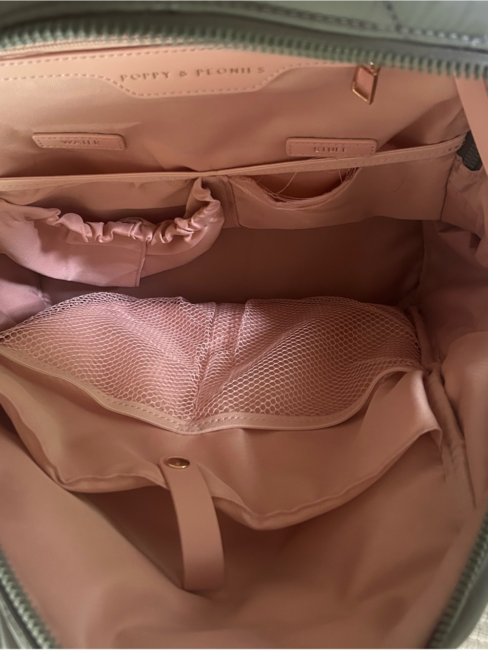 Poppy & Peonies Quilted Grey Backpack - Picture 6 of 8